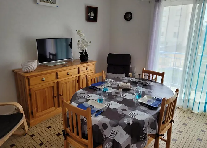 Les Pampres 생장드몽